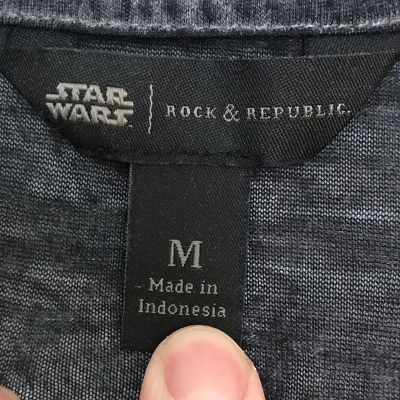 Star Wars Rock & Republic tee beaded bedazzled - Picture 2 of 4